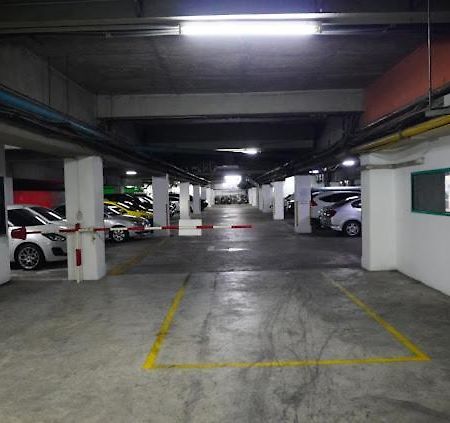Young Place Bangkok Exterior foto